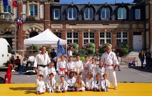 Un Tatami devant la Mairie...