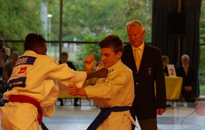Arbitrage au Tournoi Hamonie Mutuelles de Rouen (tournoi avec 5 nations étrangères)