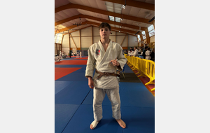 Ewan bientôt en noir