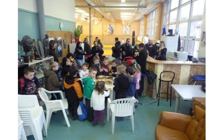 La galette après le cours des 6/8 ans (01/2014).
