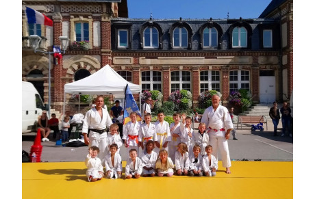 Un Tatami devant la Mairie...
